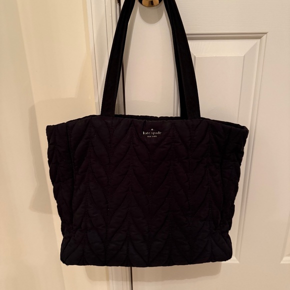 Kate Spade Tote - Picture 1 of 4